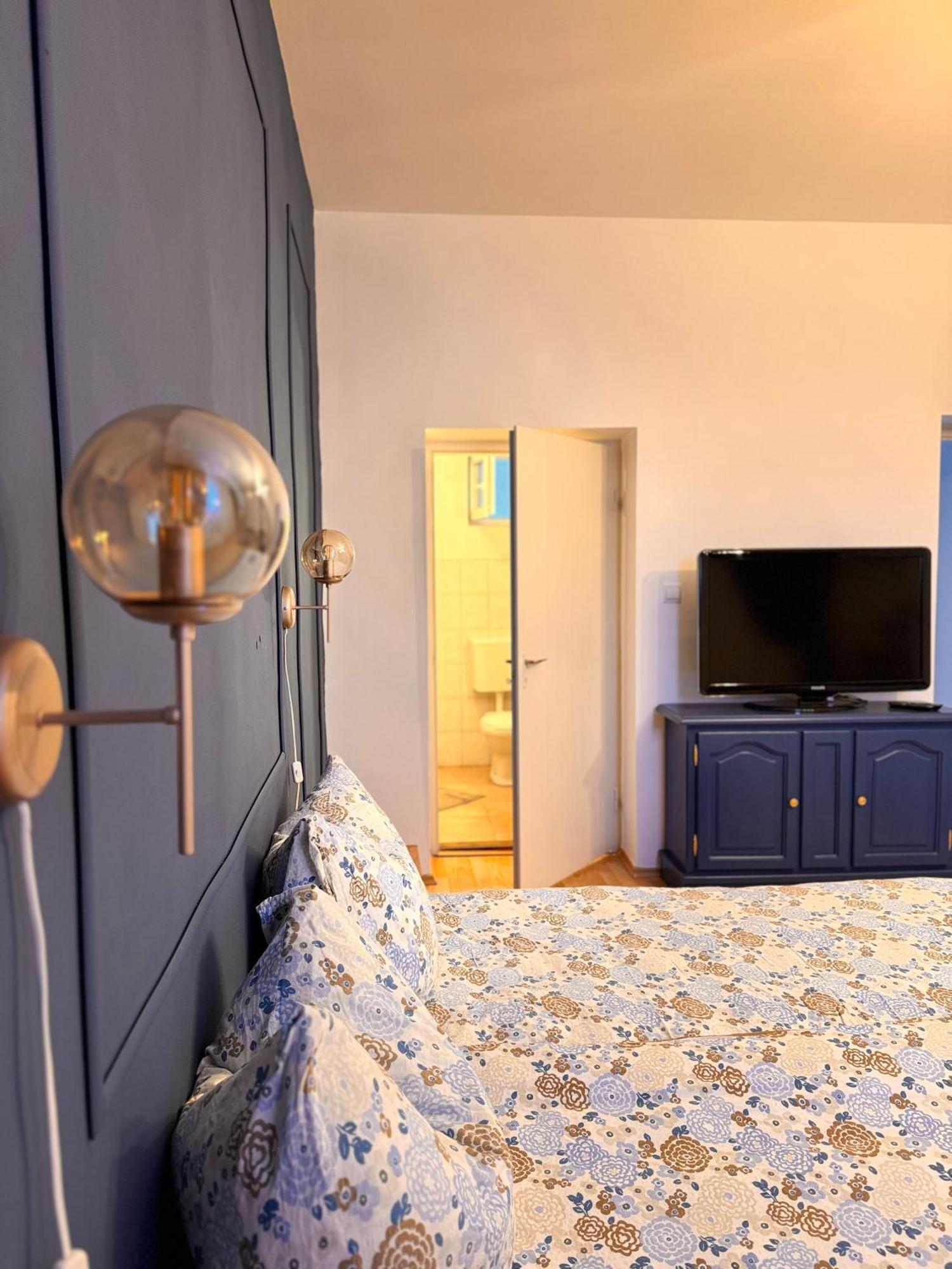 Pensiunea Schwartzy Hotel Makó Екстериор снимка