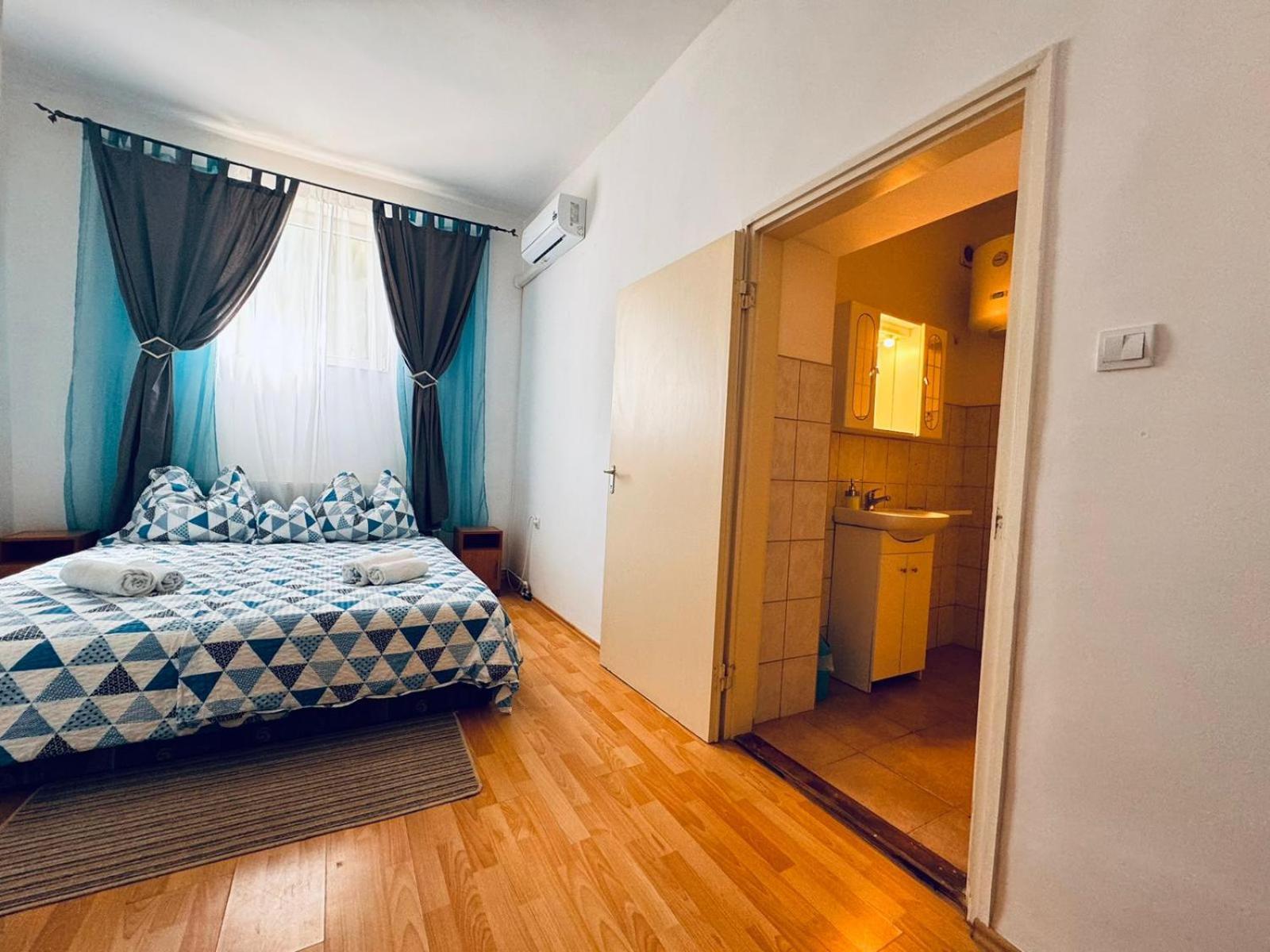 Pensiunea Schwartzy Hotel Makó Екстериор снимка