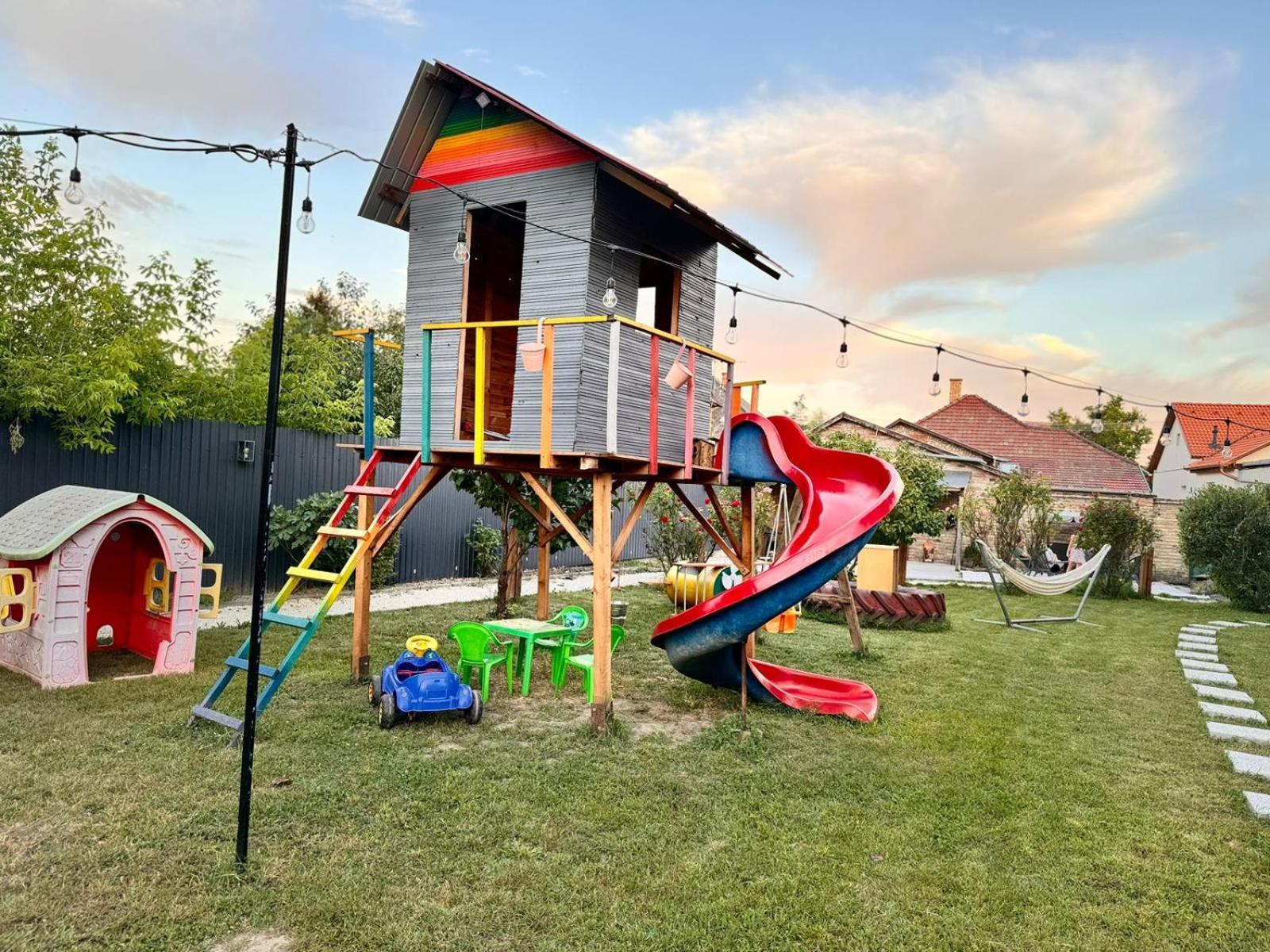 Pensiunea Schwartzy Hotel Makó Екстериор снимка